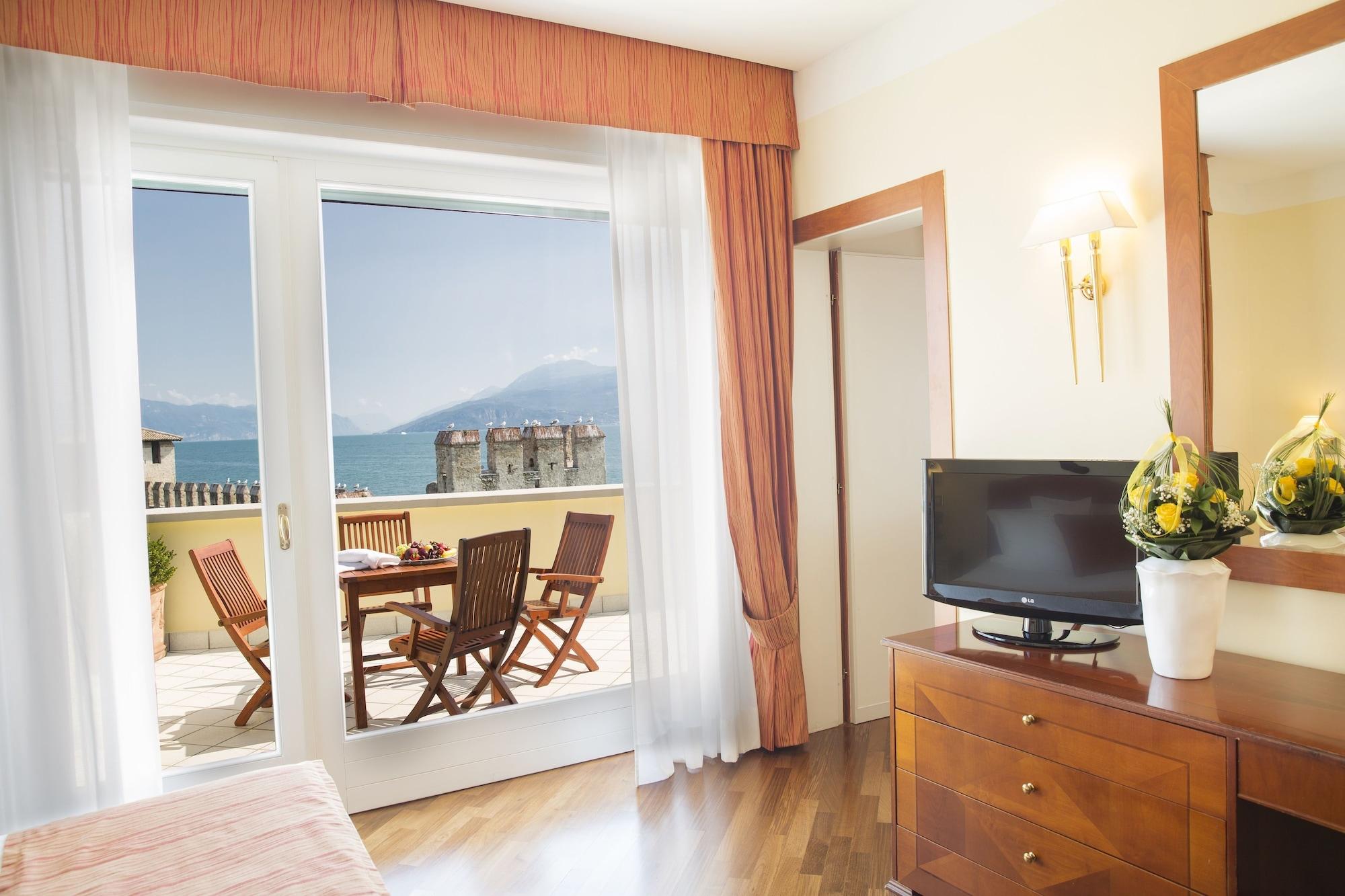 Grand Hotel Terme Sirmione Bagian luar foto